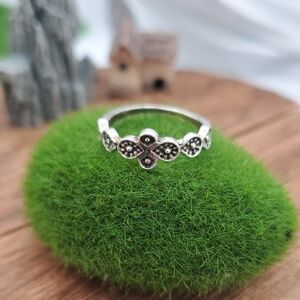 Edwardian Ring Size 5 R810